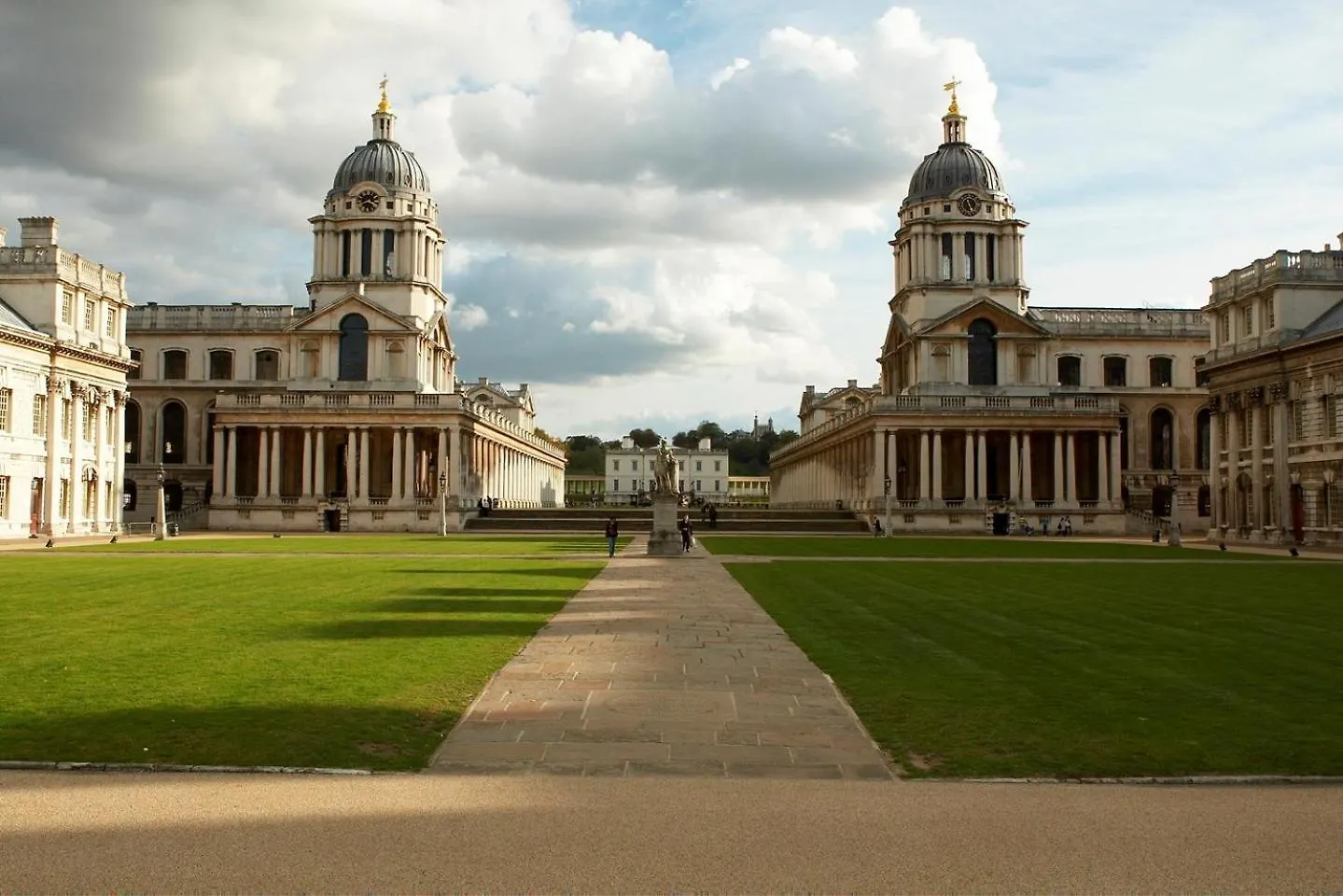 Large 1 Bed Apartment London Cutty Sark Greenwich Close To Canary Wharf - Perfect For Corporates And Tourists