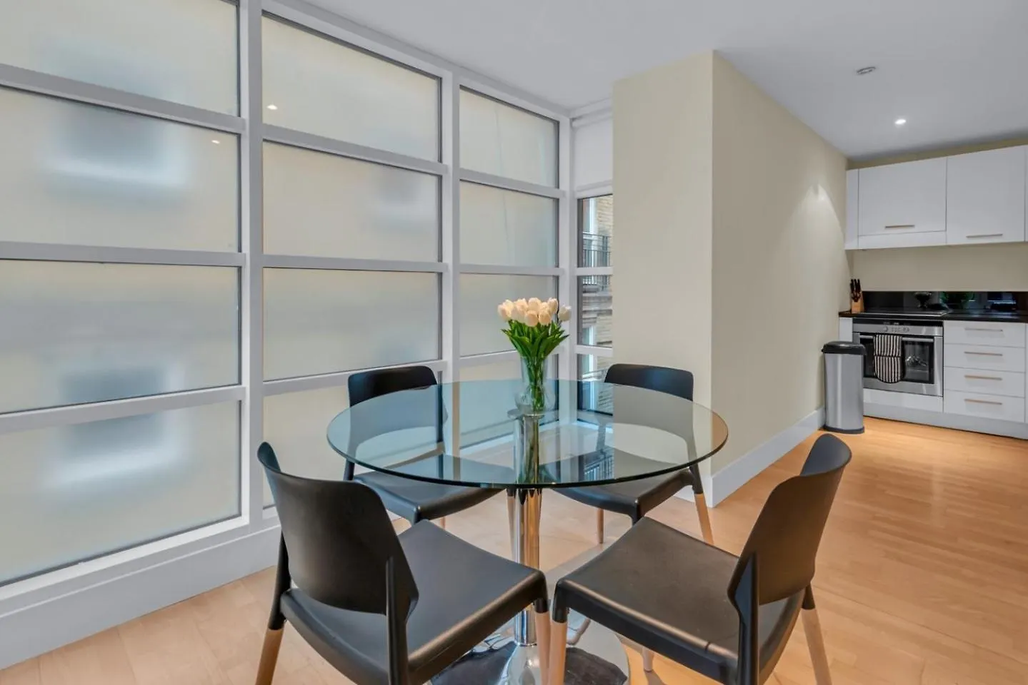 Large 1 Bed Apartment London Cutty Sark Greenwich Close To Canary Wharf - Perfect For Corporates And Tourists